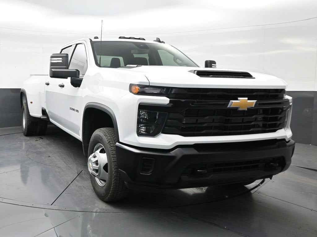 2026 Chevrolet Silverado 3500 HD WT DRW