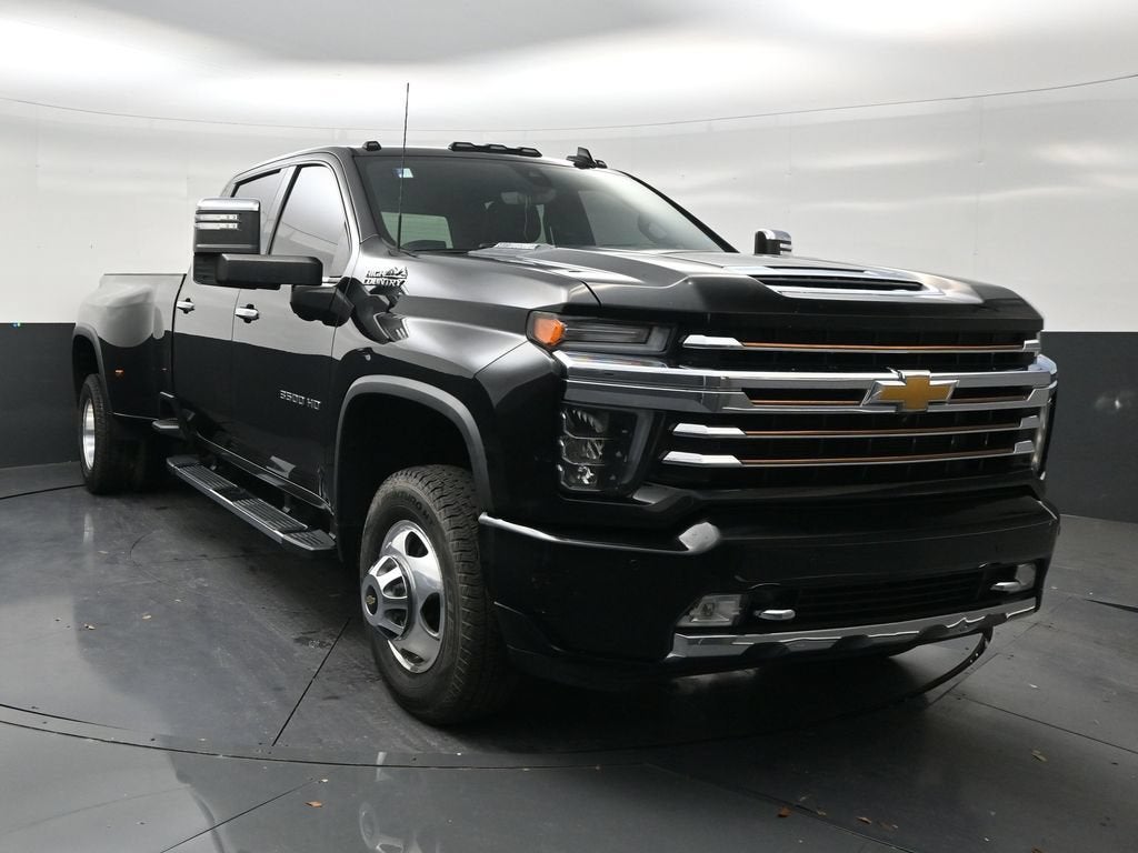 2022 Chevrolet Silverado 3500 HD High Country