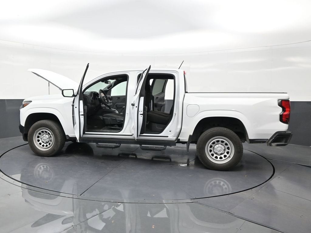 2024 Chevrolet Colorado WT