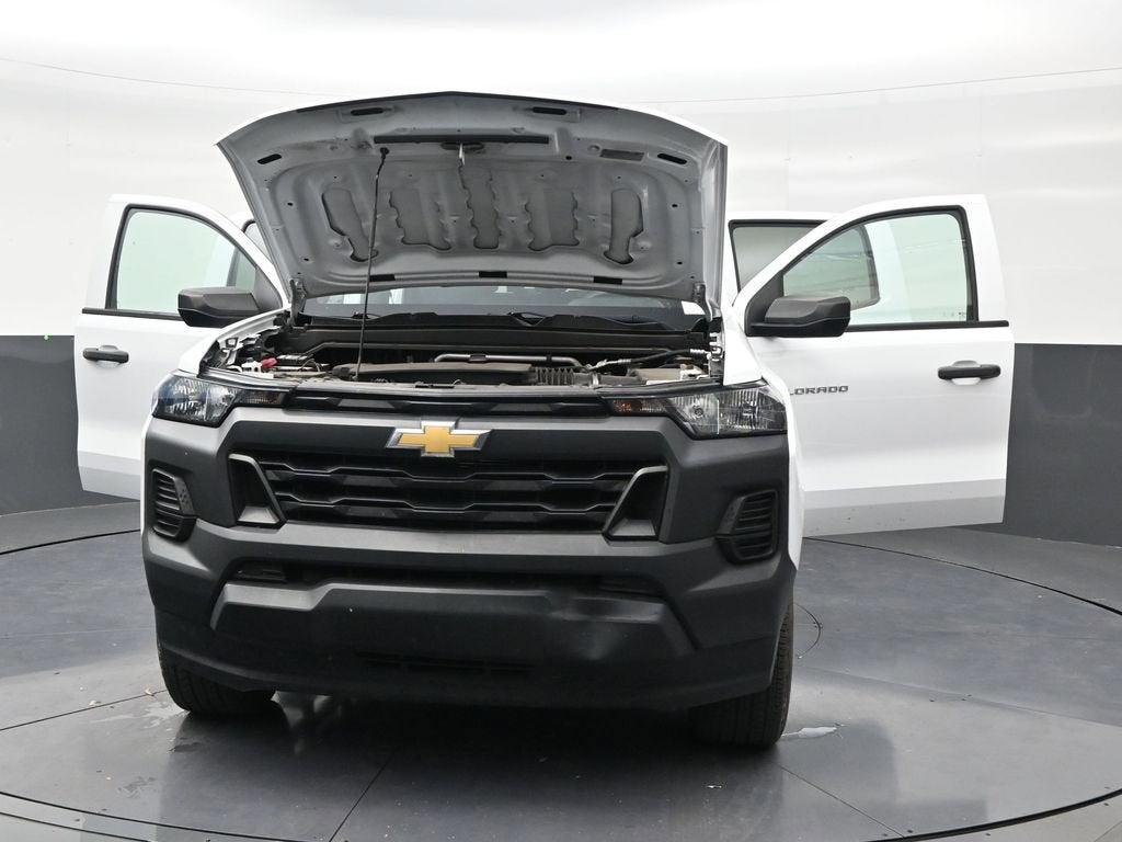 2024 Chevrolet Colorado WT