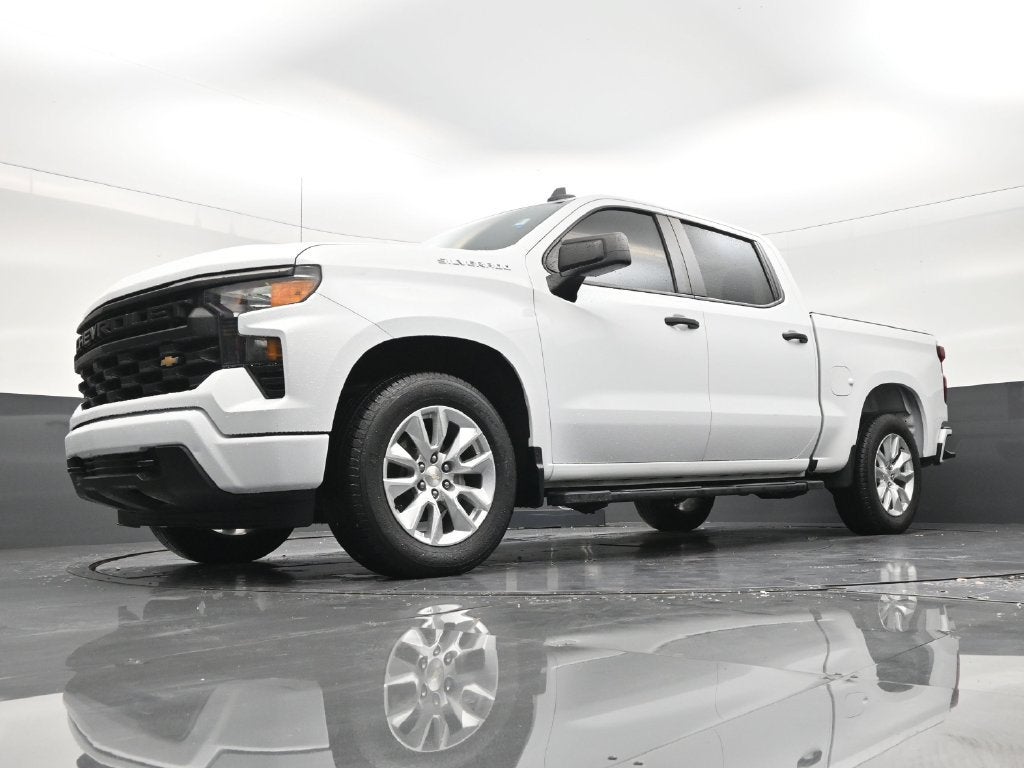 2024 Chevrolet Silverado 1500 Custom