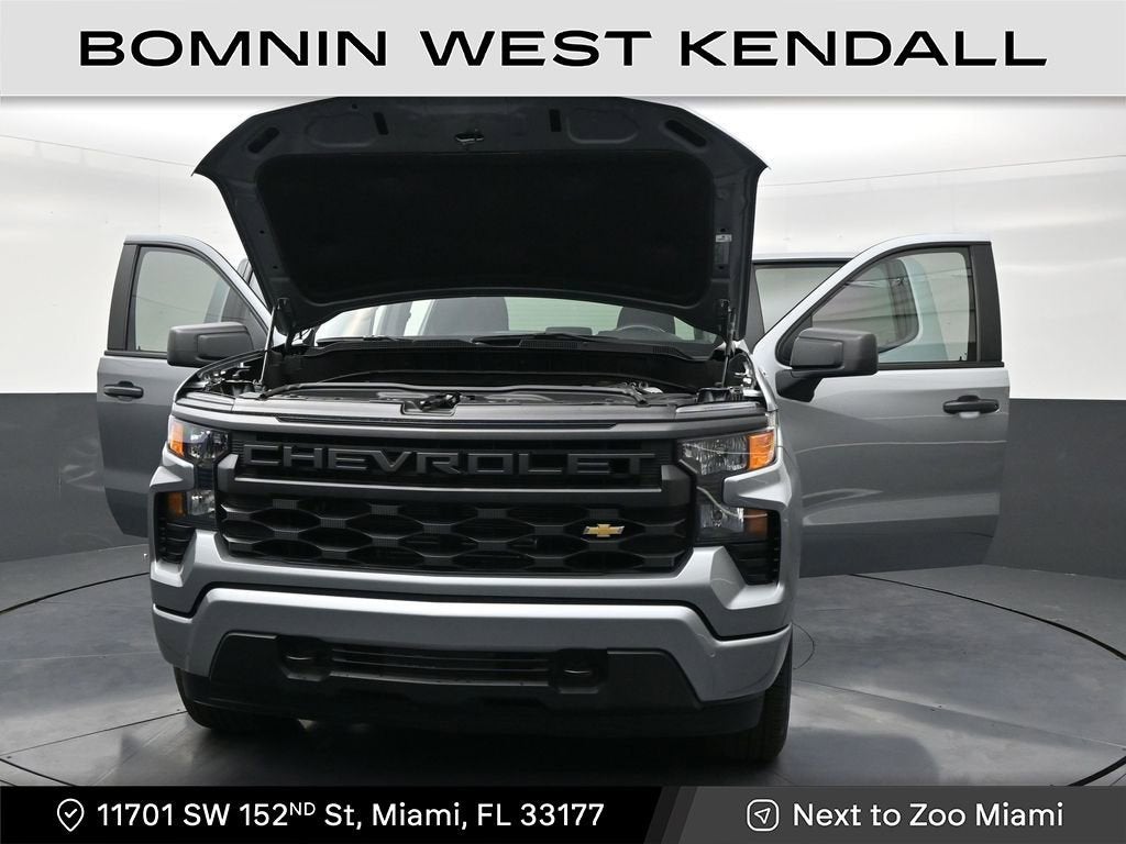 2025 Chevrolet Silverado 1500 Custom