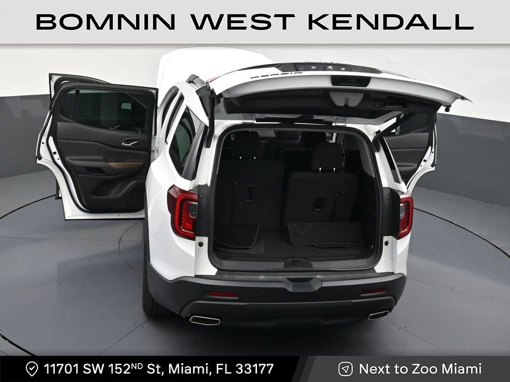 2022 GMC Acadia SLE