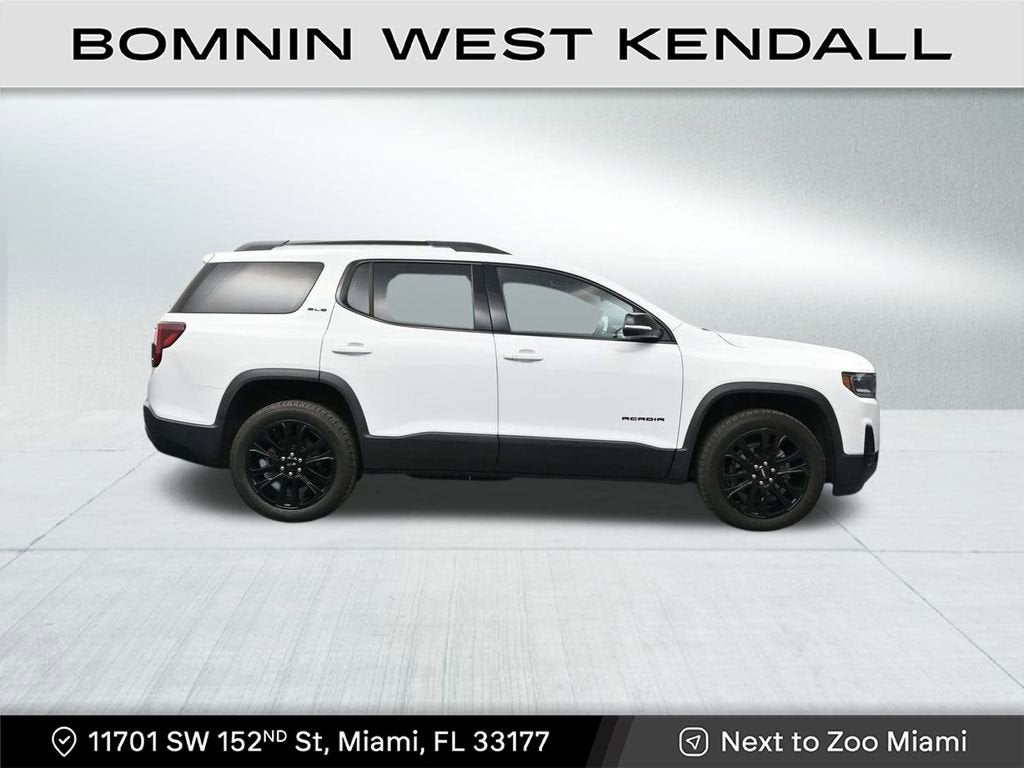 2022 GMC Acadia SLE