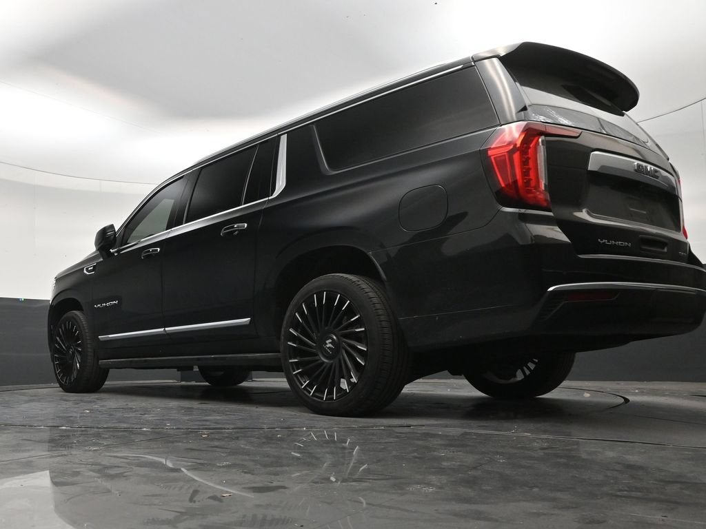 2023 GMC Yukon XL SLT