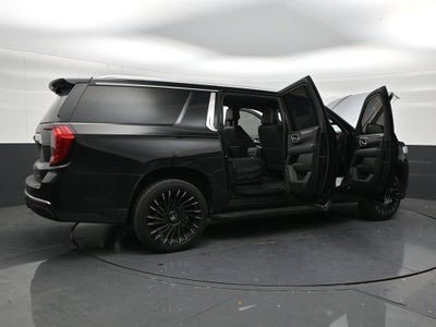 2023 GMC Yukon XL SLT