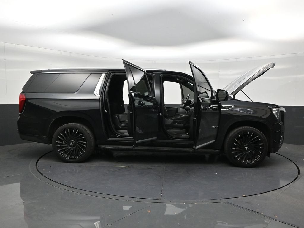 2023 GMC Yukon XL SLT