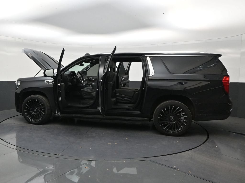 2023 GMC Yukon XL SLT