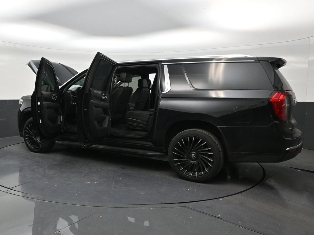 2023 GMC Yukon XL SLT