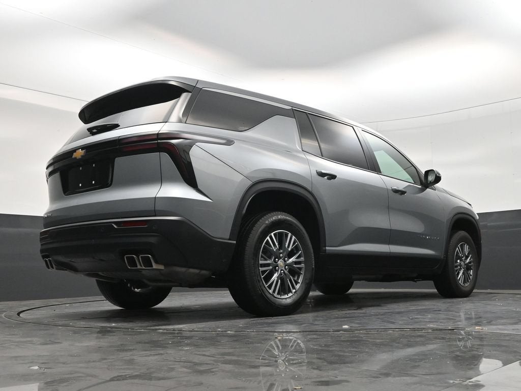 2024 Chevrolet Traverse LS