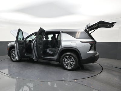 2024 Chevrolet Traverse LS