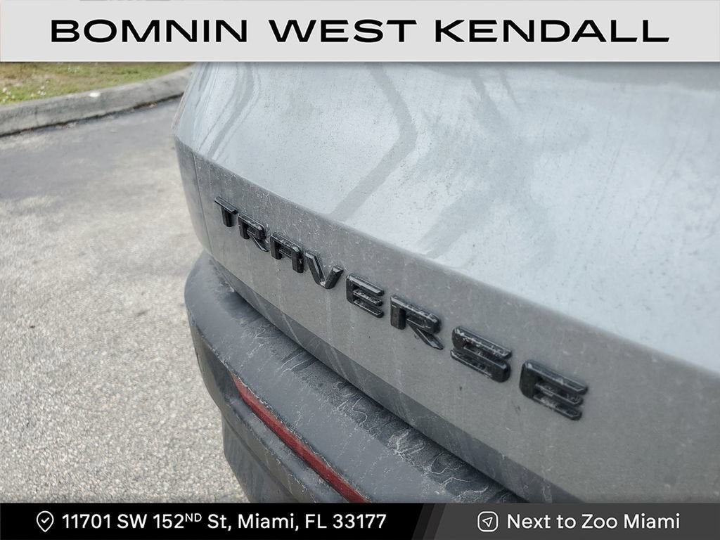 2024 Chevrolet Traverse LS