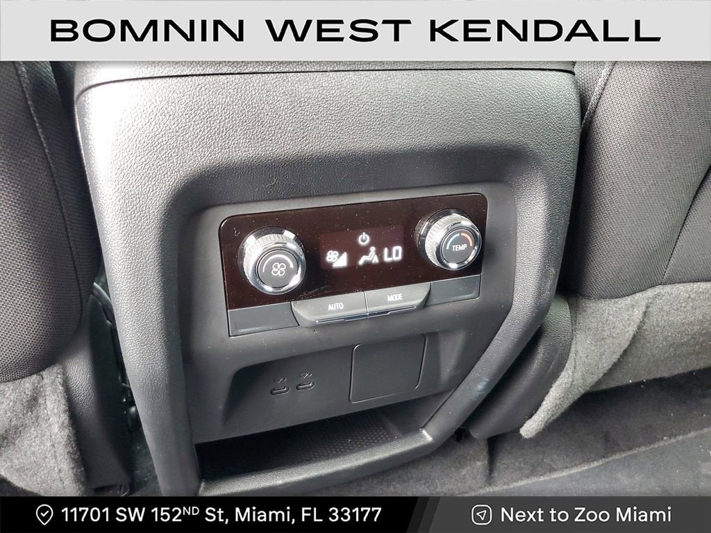 2024 Chevrolet Traverse LS