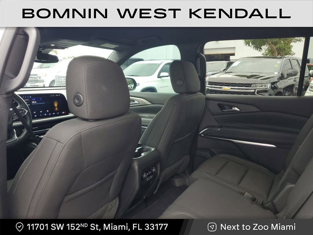 2024 Chevrolet Traverse LS