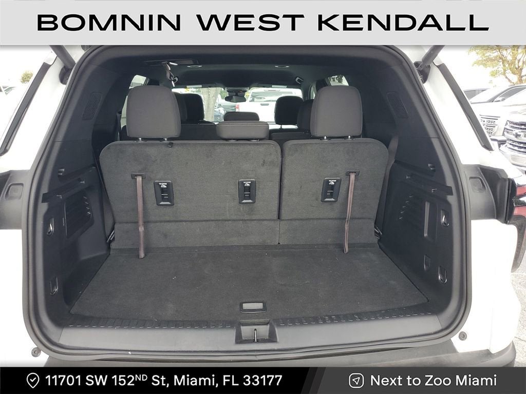 2024 Chevrolet Traverse LS