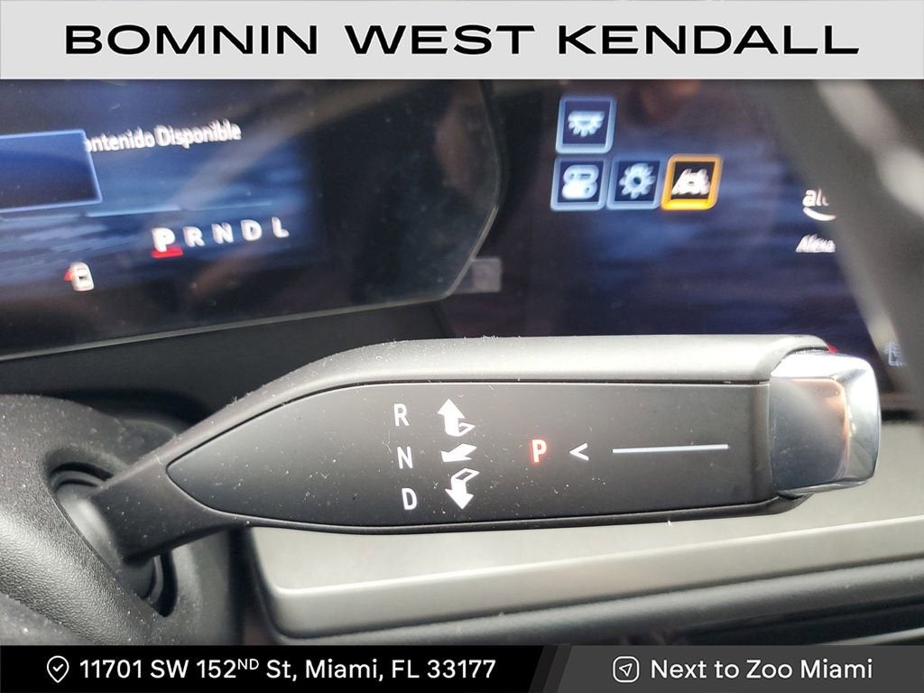 2024 Chevrolet Traverse LS