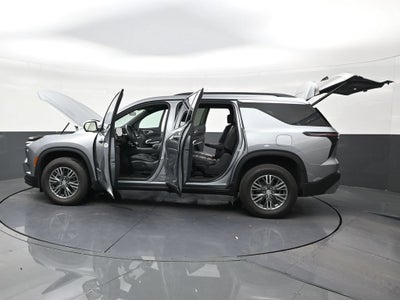 2024 Chevrolet Traverse LS