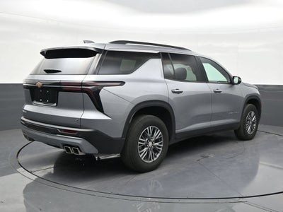 2024 Chevrolet Traverse LS