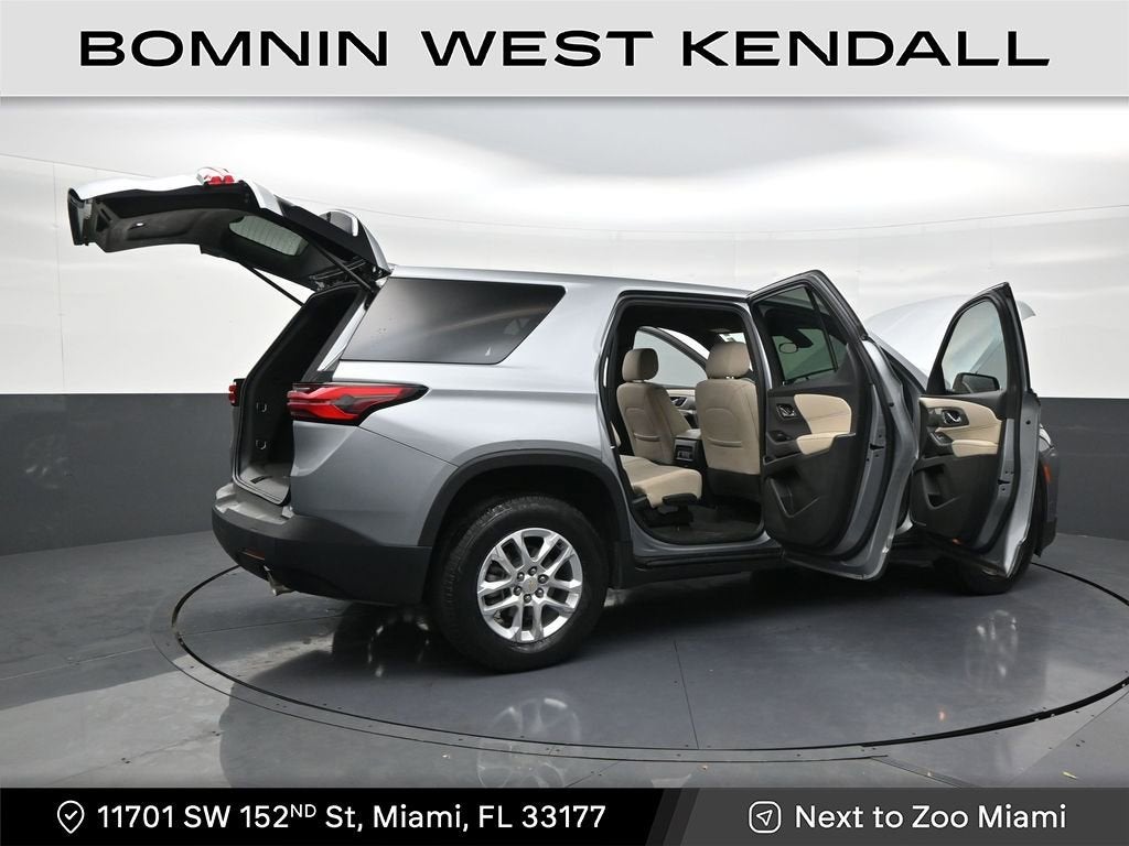 2023 Chevrolet Traverse LS