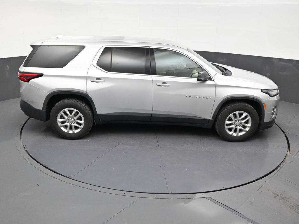 2022 Chevrolet Traverse LS
