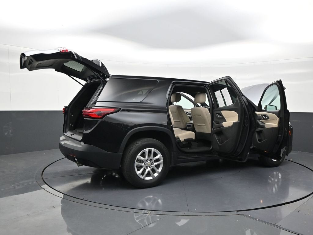 2023 Chevrolet Traverse LS