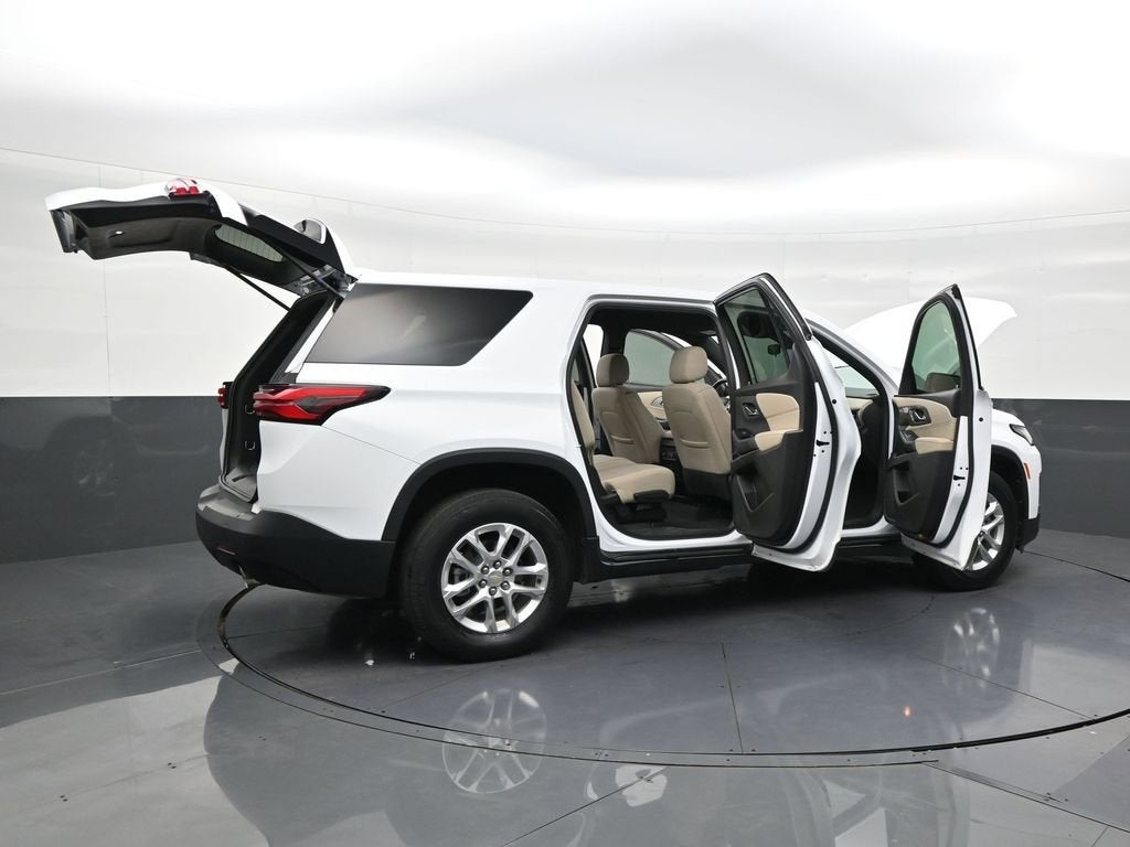 2023 Chevrolet Traverse LS