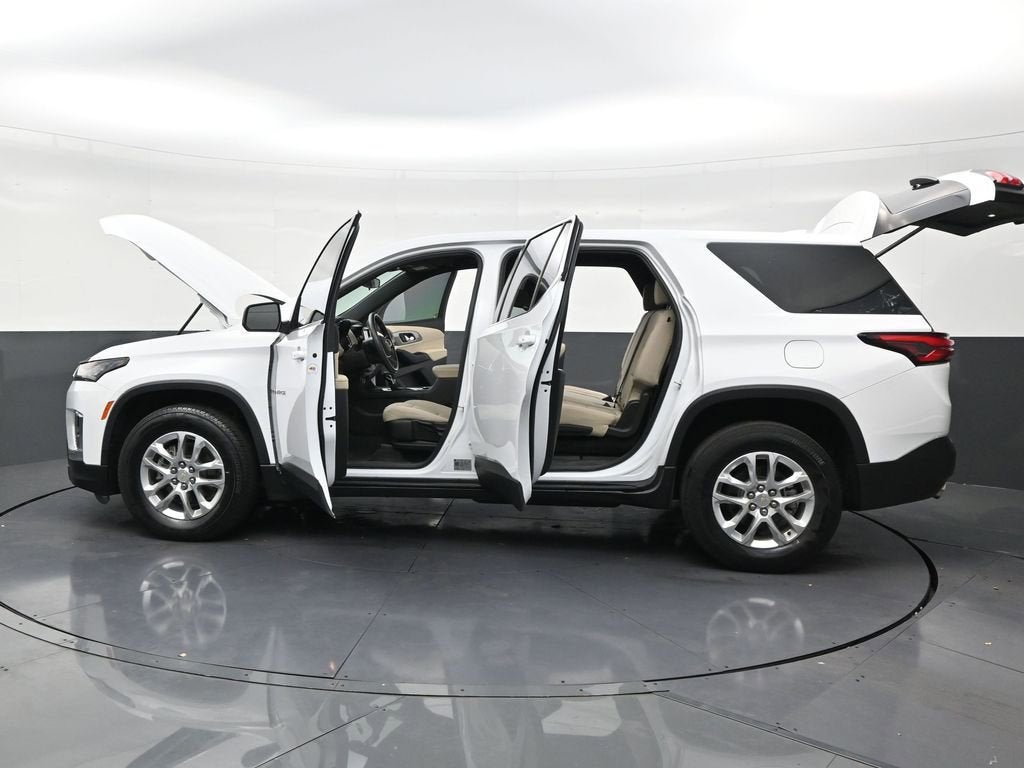 2023 Chevrolet Traverse LS