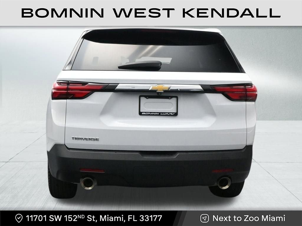 2023 Chevrolet Traverse LS