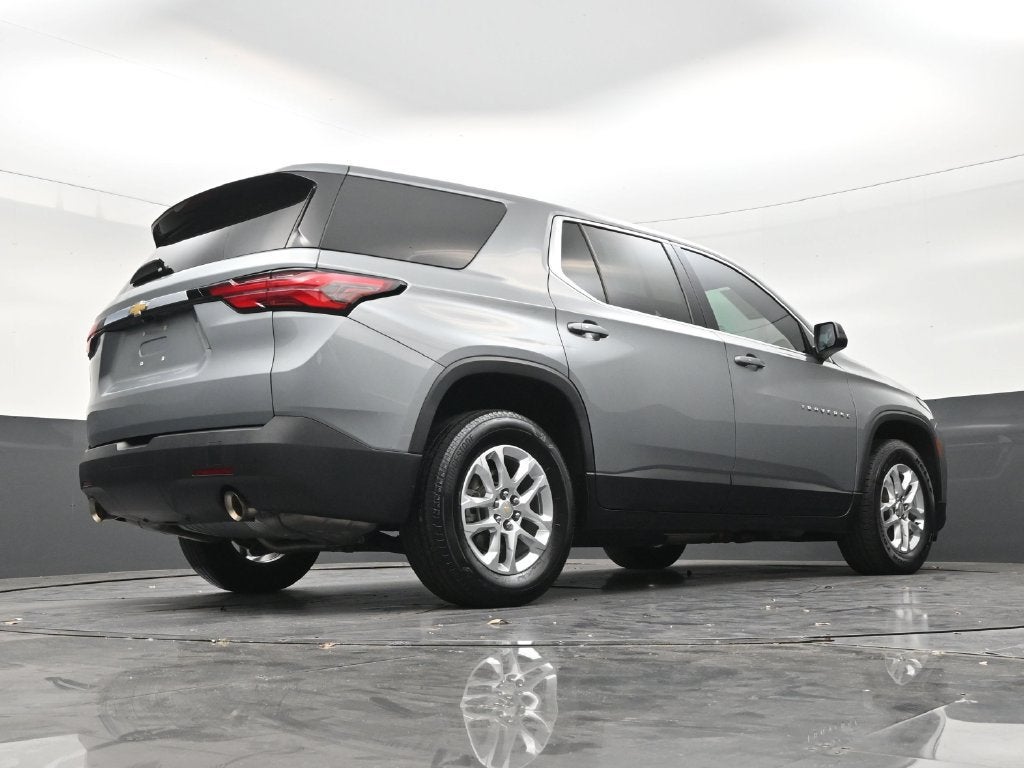2023 Chevrolet Traverse LS