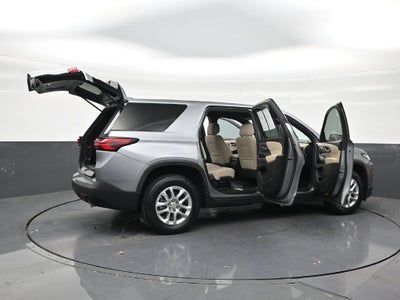 2023 Chevrolet Traverse LS