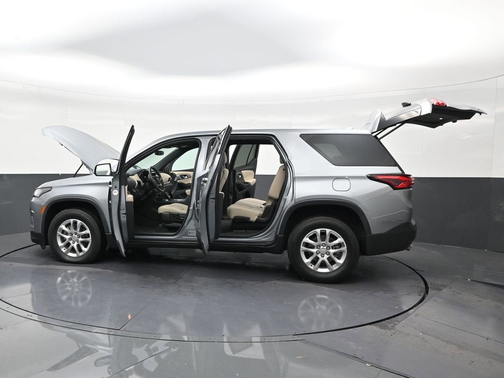 2023 Chevrolet Traverse LS