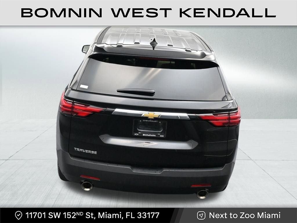 2023 Chevrolet Traverse LS