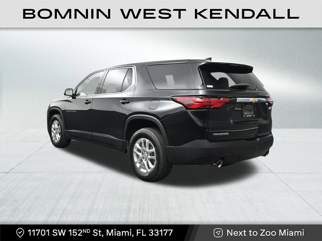 2023 Chevrolet Traverse LS