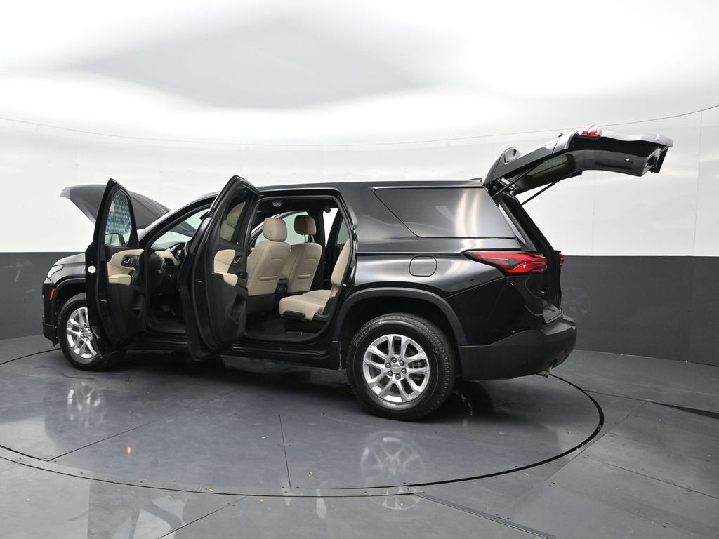 2023 Chevrolet Traverse LS