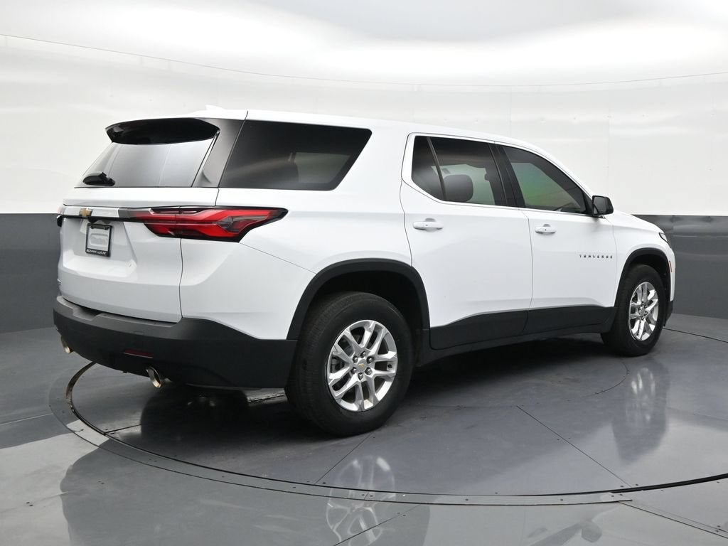 2023 Chevrolet Traverse LS