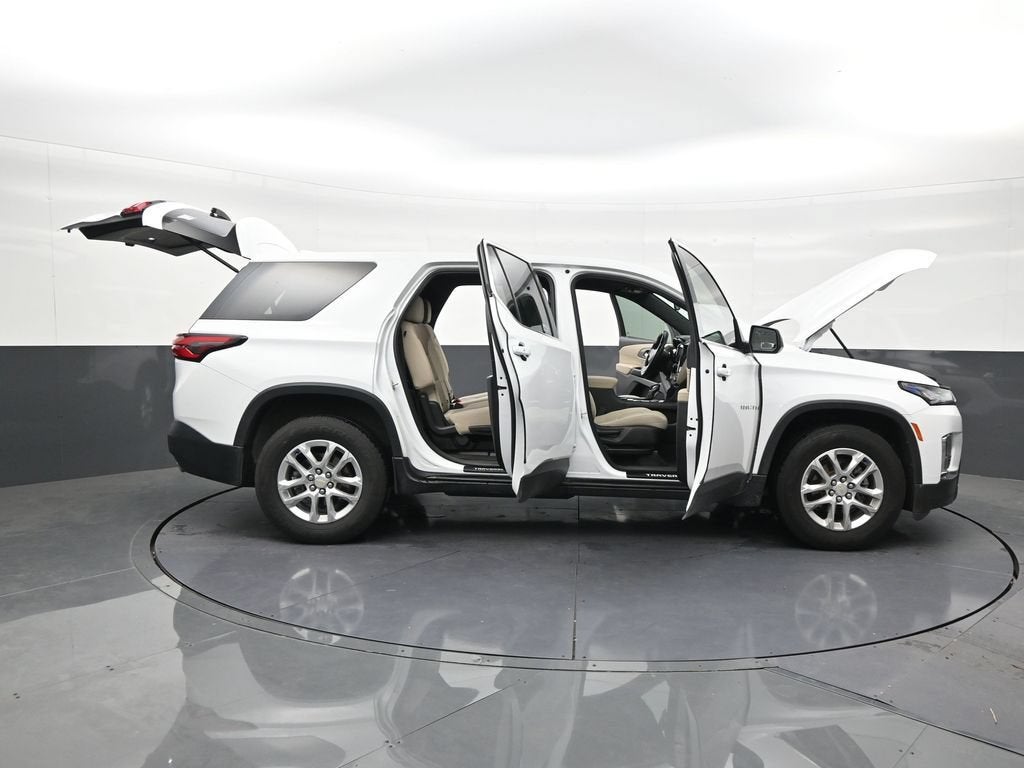 2023 Chevrolet Traverse LS