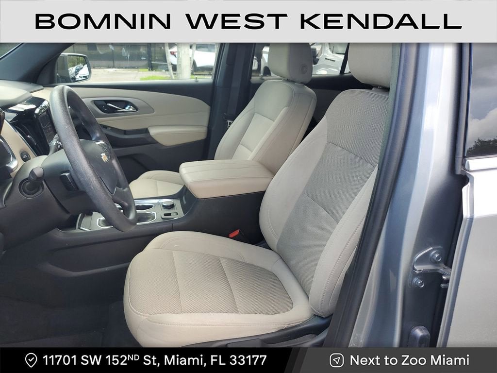 2023 Chevrolet Traverse LS