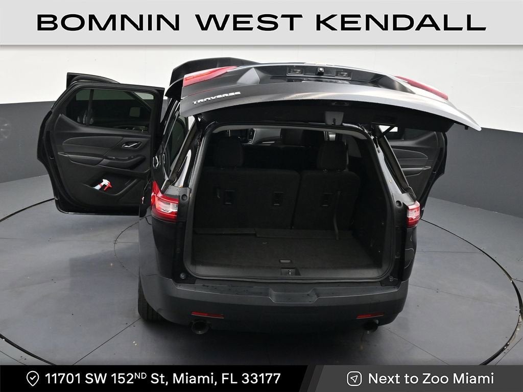 2021 Chevrolet Traverse LS