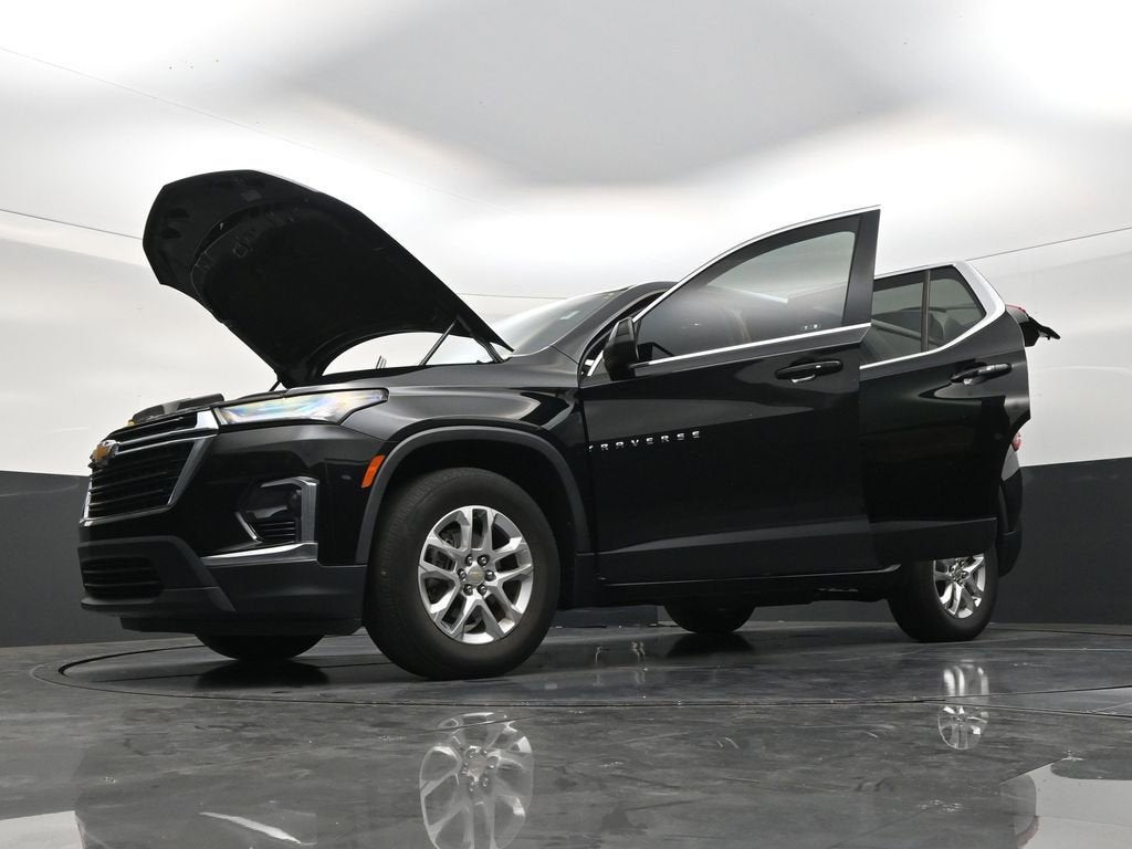2023 Chevrolet Traverse LS