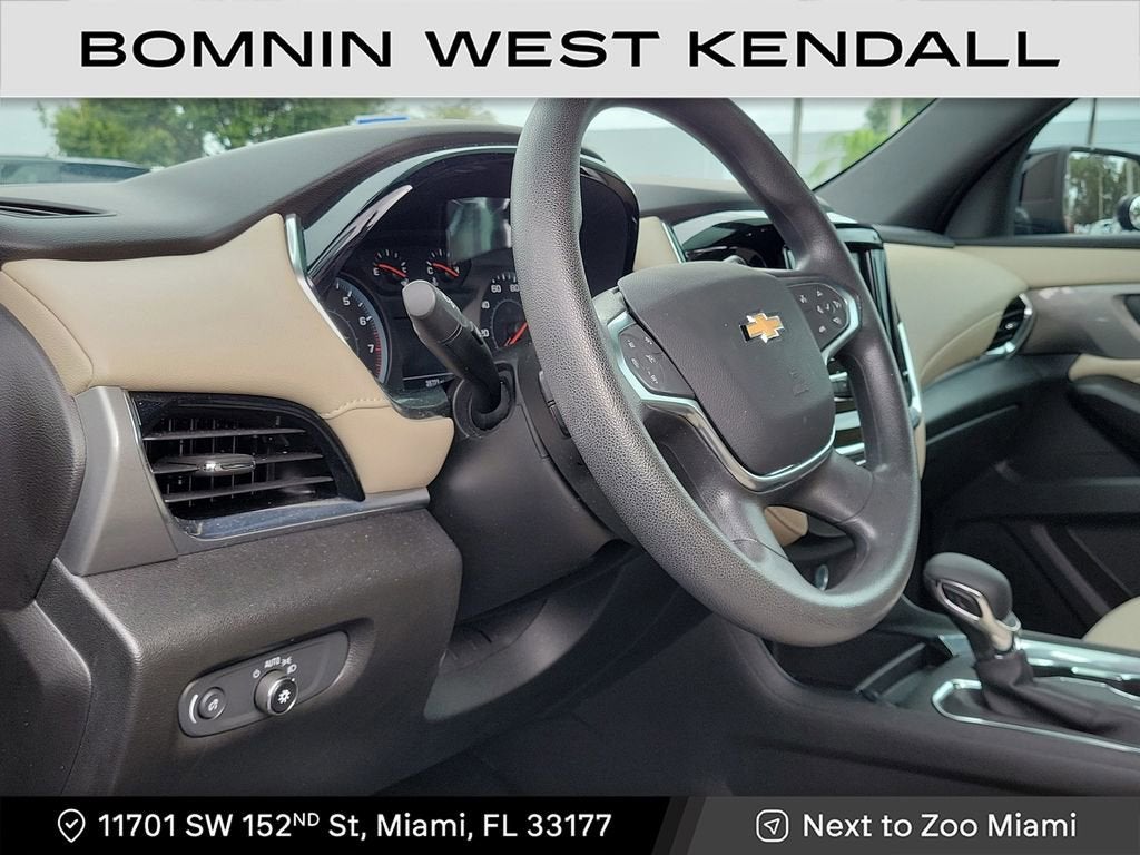 2023 Chevrolet Traverse LS