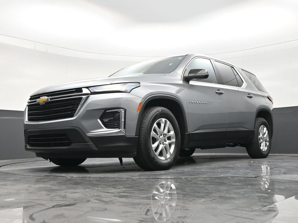 2023 Chevrolet Traverse LS
