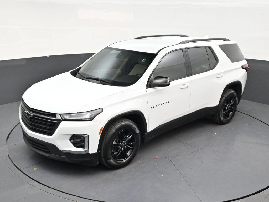 2022 Chevrolet Traverse LS