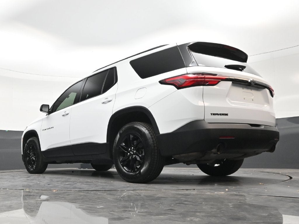 2022 Chevrolet Traverse LS