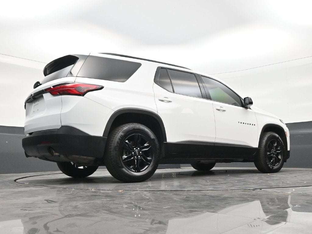 2022 Chevrolet Traverse LS