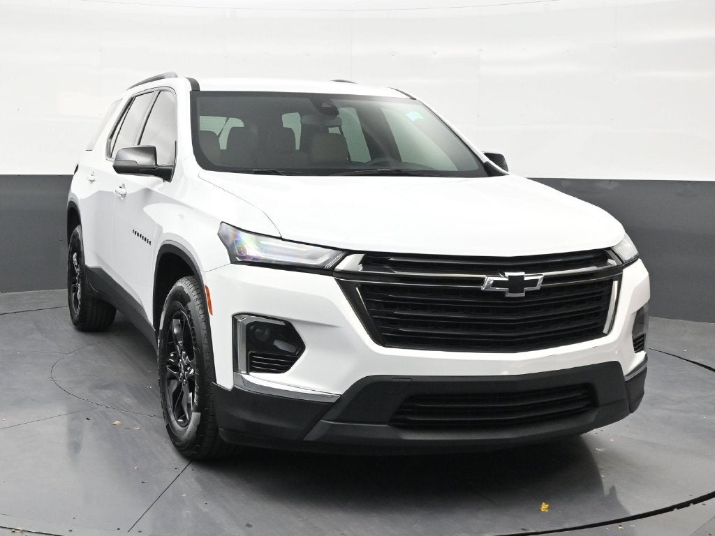 2022 Chevrolet Traverse LS