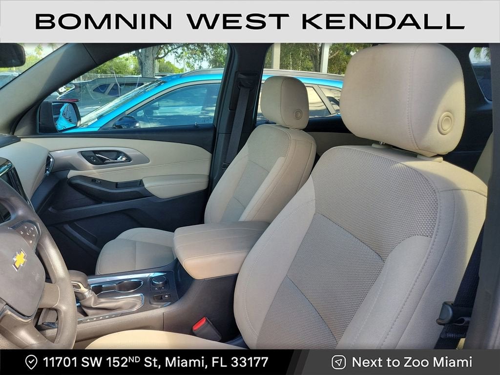 2023 Chevrolet Traverse LS