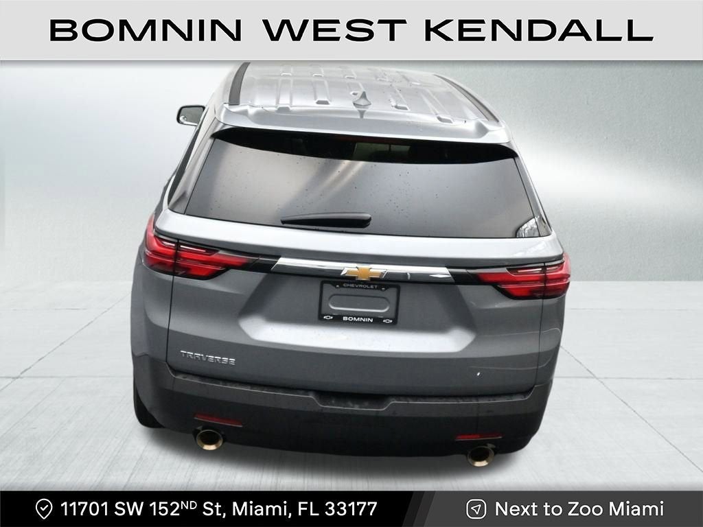 2023 Chevrolet Traverse LS