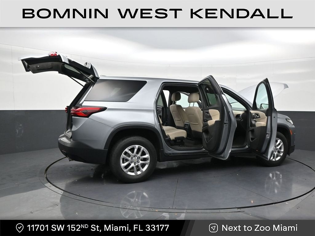 2023 Chevrolet Traverse LS