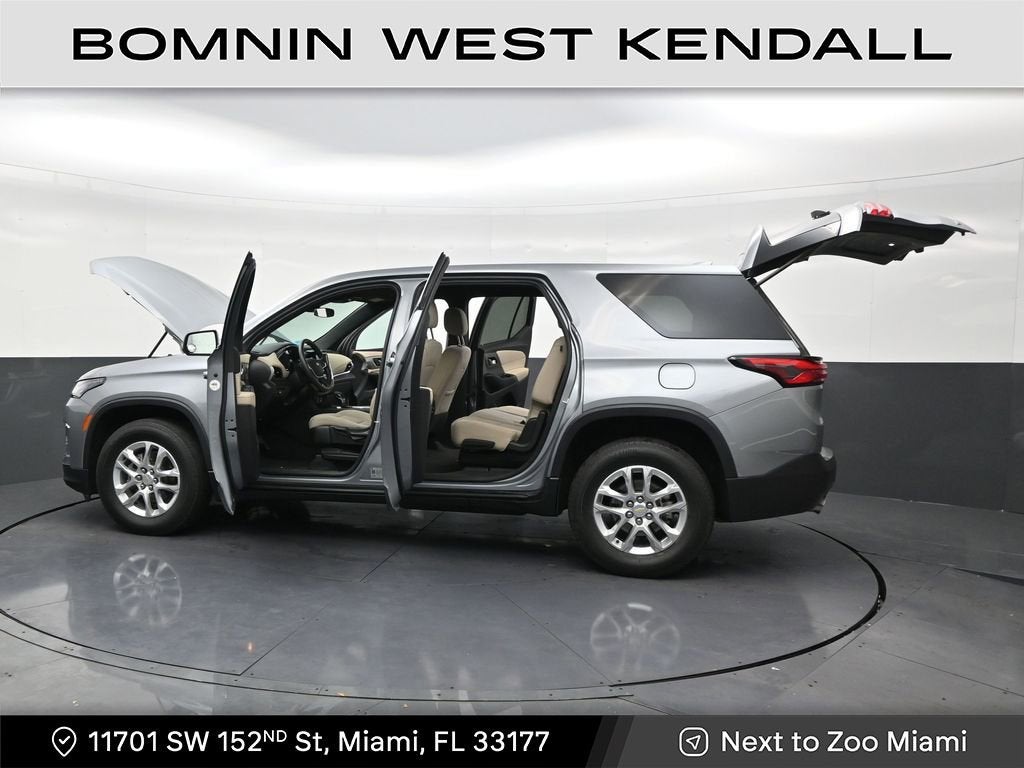 2023 Chevrolet Traverse LS