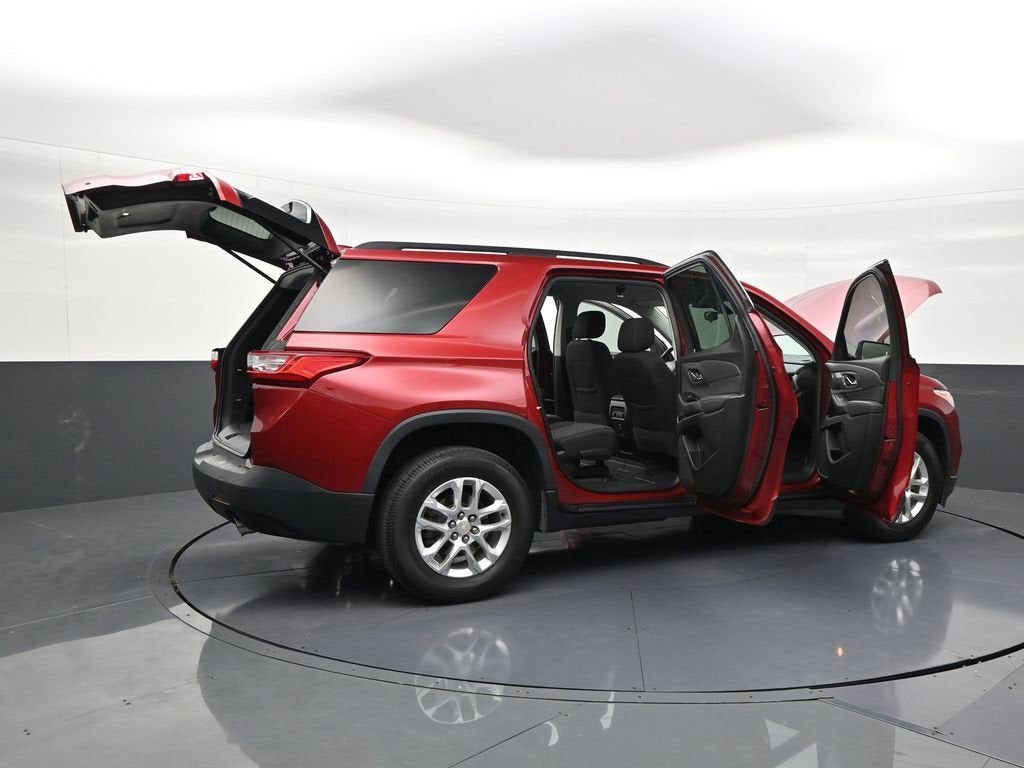 2021 Chevrolet Traverse LT Cloth
